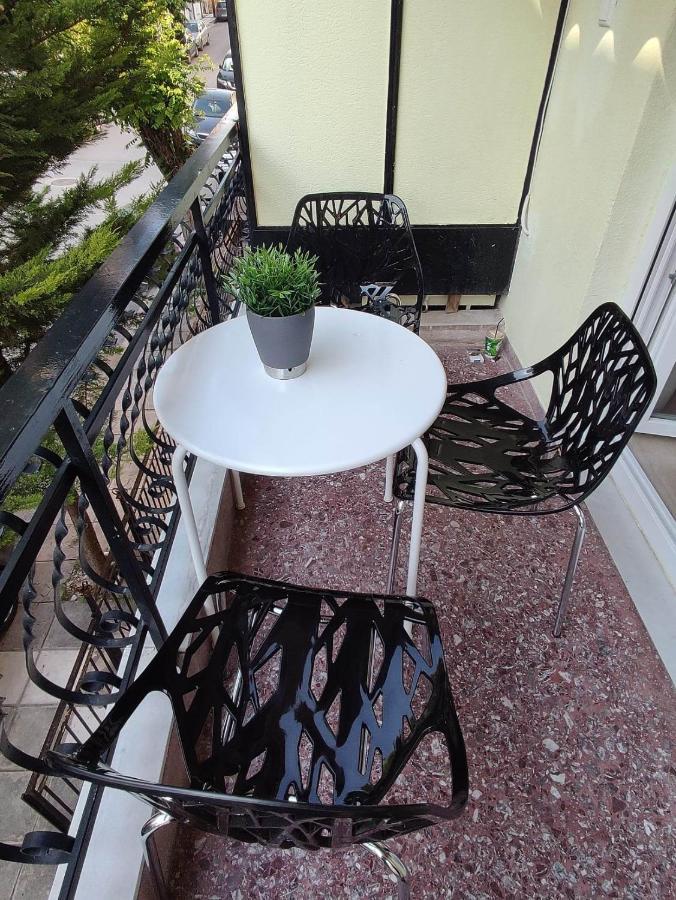 Haris Modern Apt. Near The Sea เทสซาโลนิกิ ภายนอก รูปภาพ
