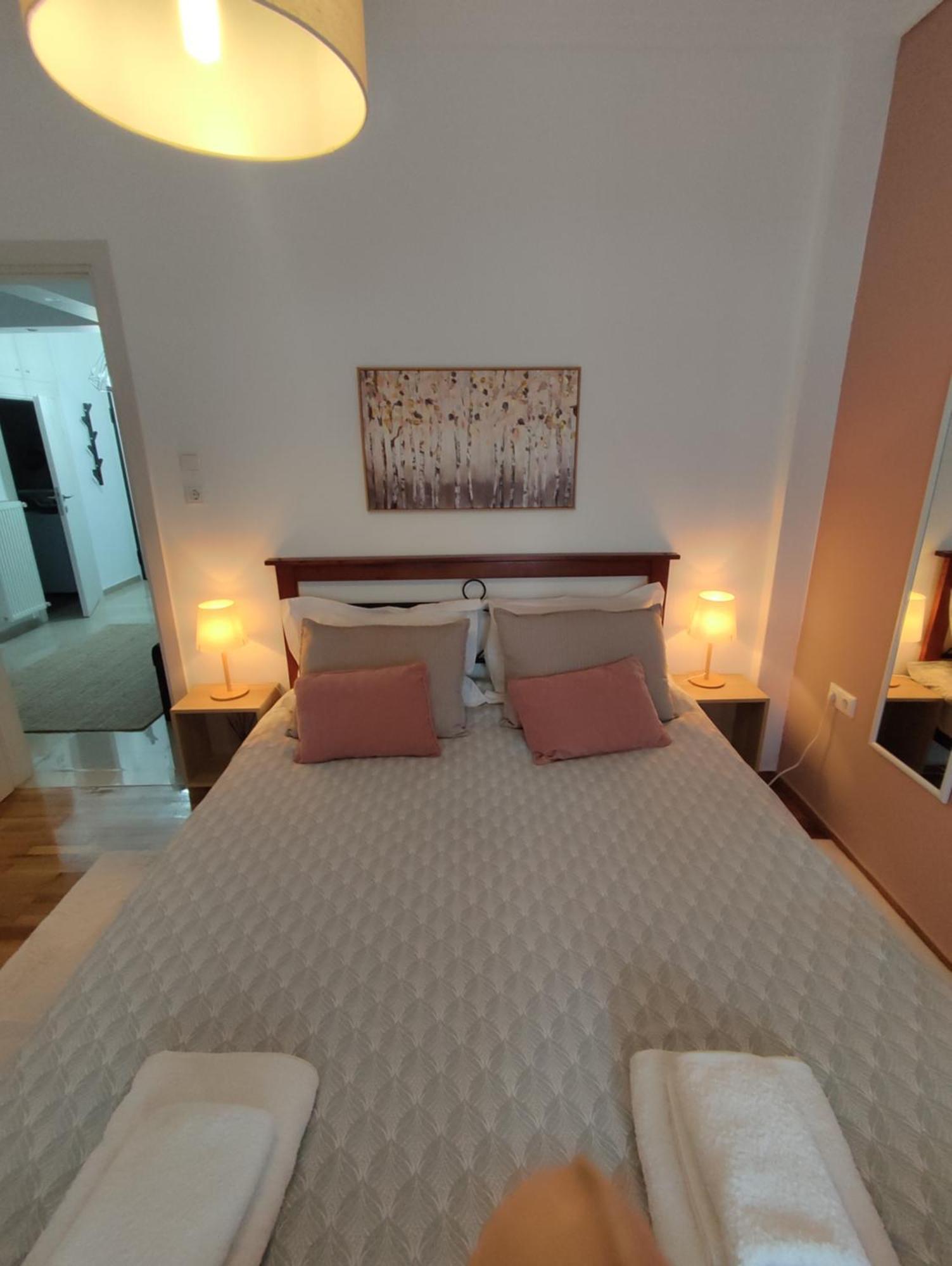 Haris Modern Apt. Near The Sea เทสซาโลนิกิ ภายนอก รูปภาพ
