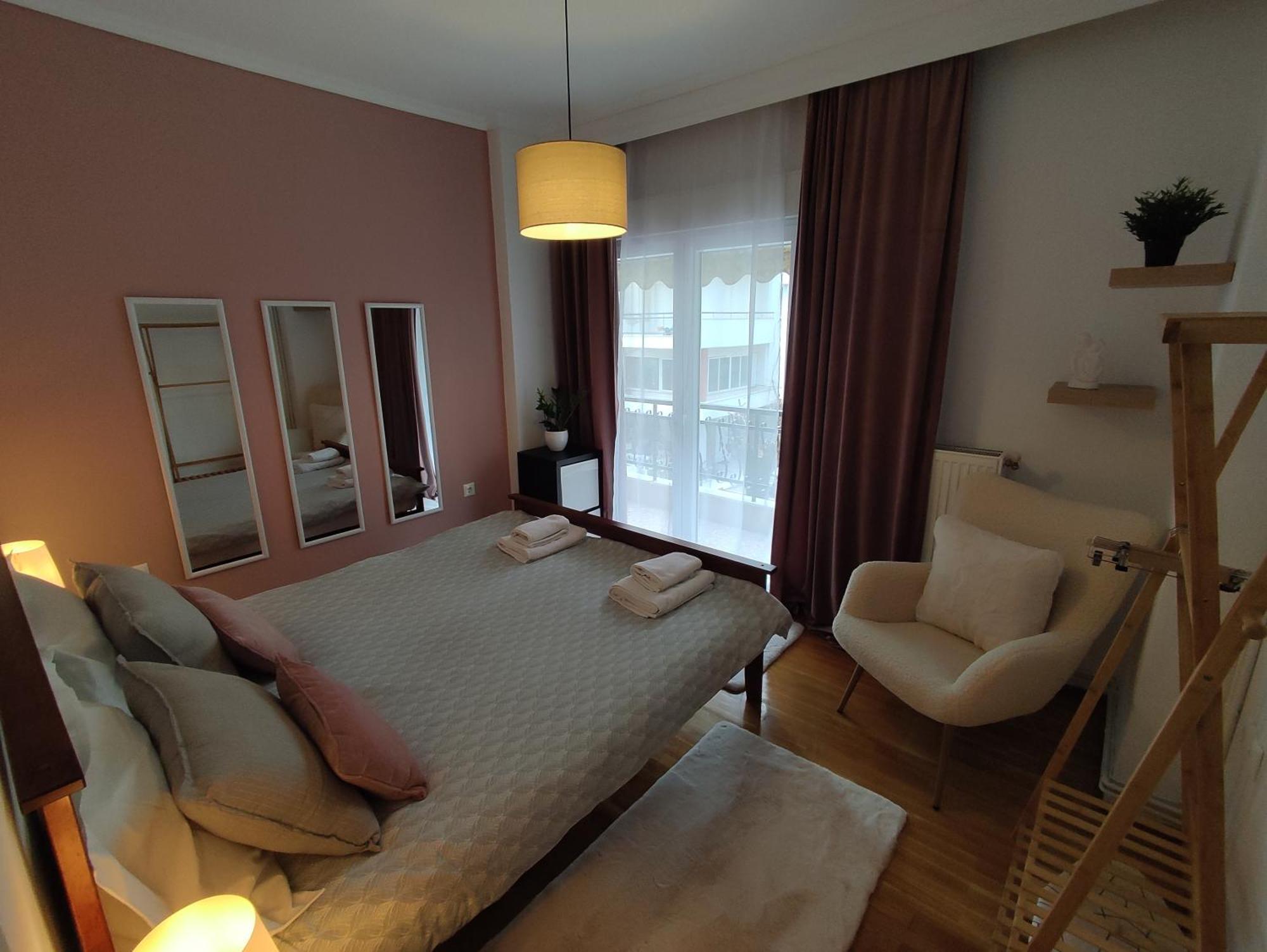 Haris Modern Apt. Near The Sea เทสซาโลนิกิ ภายนอก รูปภาพ